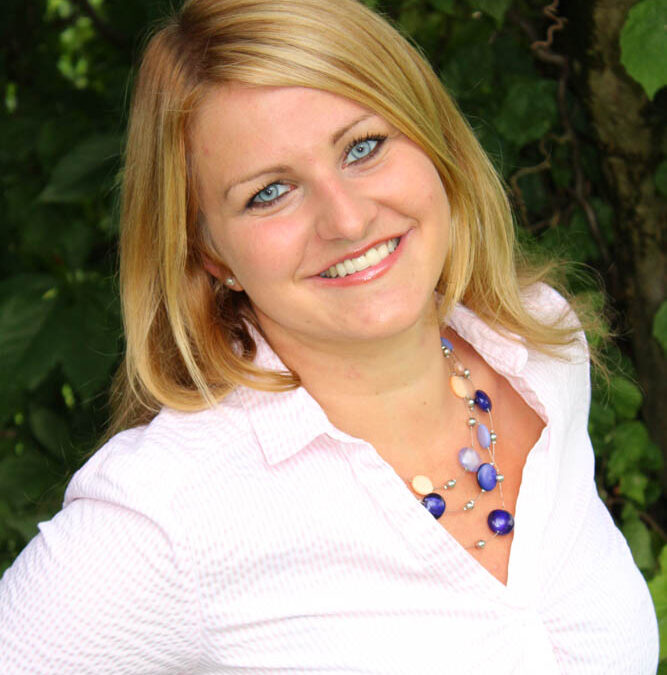 Carina Kaltenbrunner Dipl. Gesundheits- und Krankenschwester Aroma-Touch-Technique